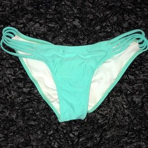 scrunch butt swim bottom